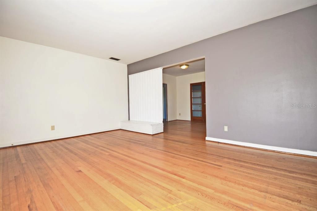 В аренду: $2,800 (3 спален, 2 ванн, 1628 Квадратных фут)