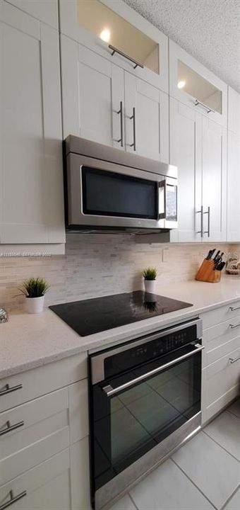 For Rent: $4,000 (4 beds, 2 baths, 2834 Square Feet)