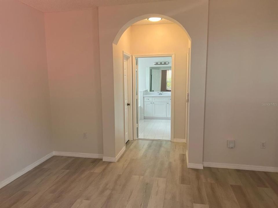For Rent: $4,000 (4 beds, 2 baths, 2834 Square Feet)
