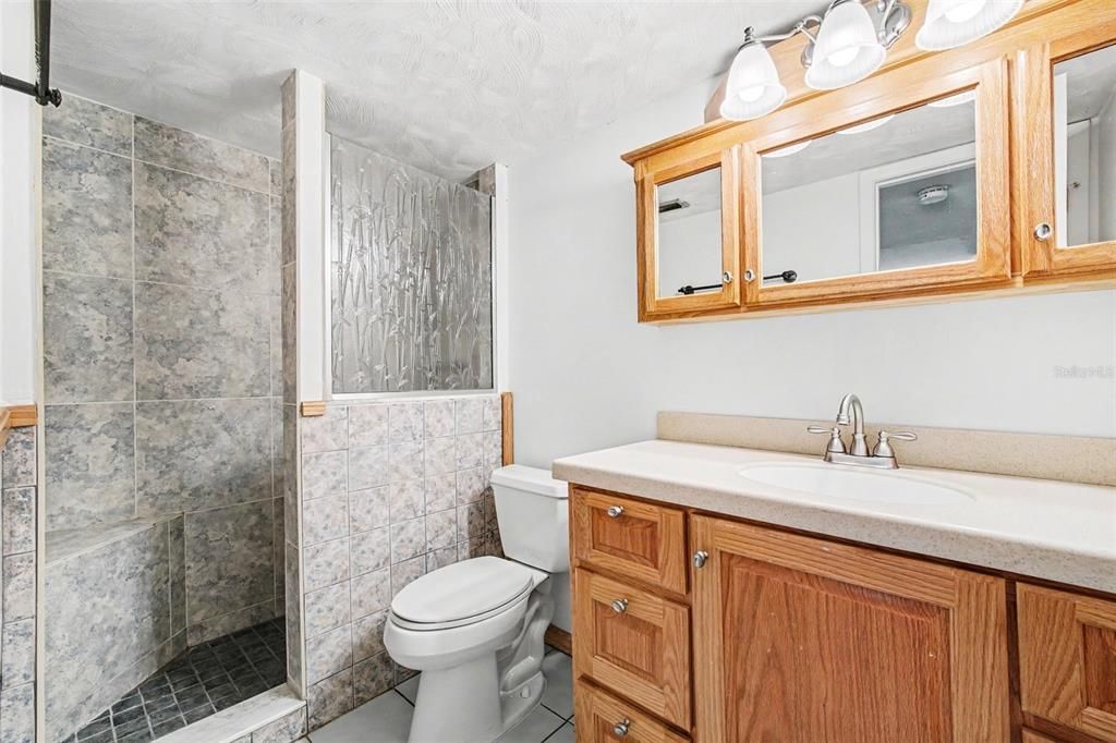 En Venta: $345,000 (3 camas, 2 baños, 1604 Pies cuadrados)