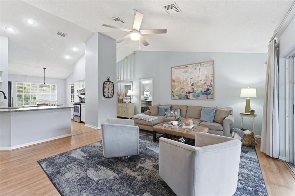 For Sale: $332,000 (3 beds, 2 baths, 1567 Square Feet)