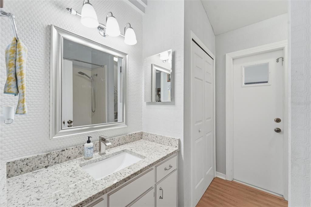 For Sale: $332,000 (3 beds, 2 baths, 1567 Square Feet)