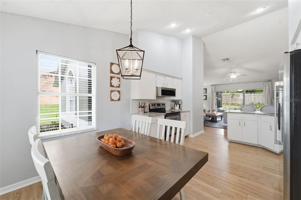 For Sale: $332,000 (3 beds, 2 baths, 1567 Square Feet)