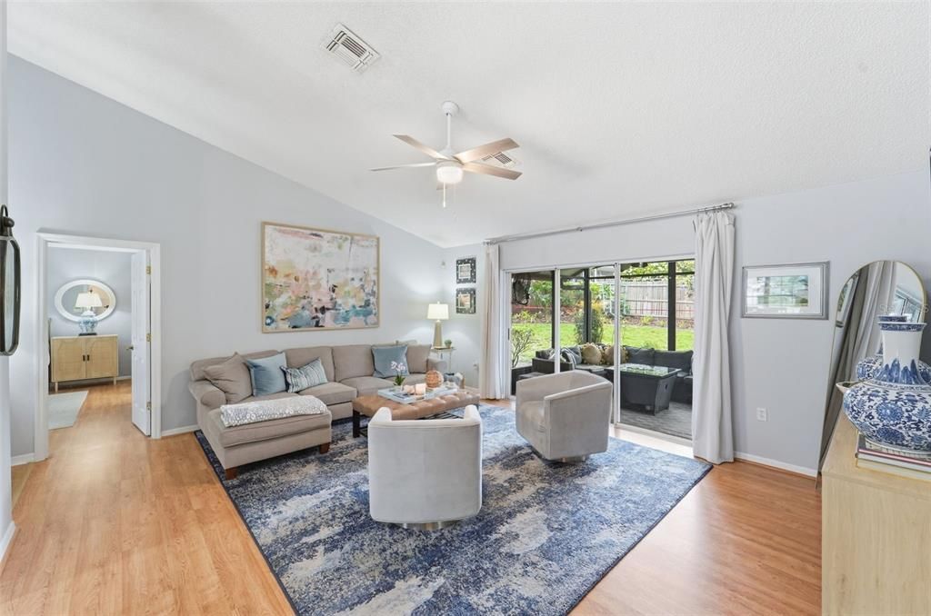 For Sale: $332,000 (3 beds, 2 baths, 1567 Square Feet)
