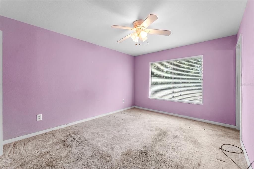 For Sale: $225,000 (2 beds, 2 baths, 1176 Square Feet)