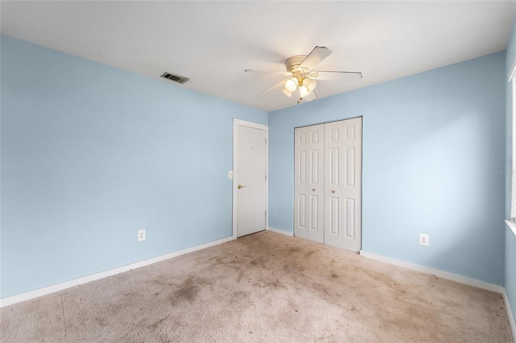 For Sale: $225,000 (2 beds, 2 baths, 1176 Square Feet)