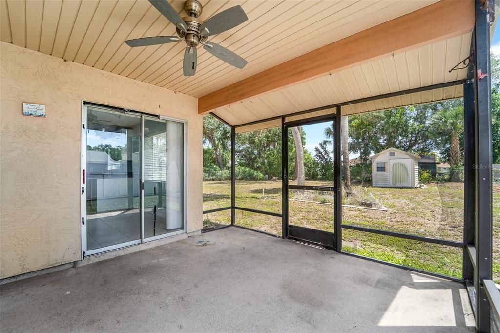 For Sale: $225,000 (2 beds, 2 baths, 1176 Square Feet)