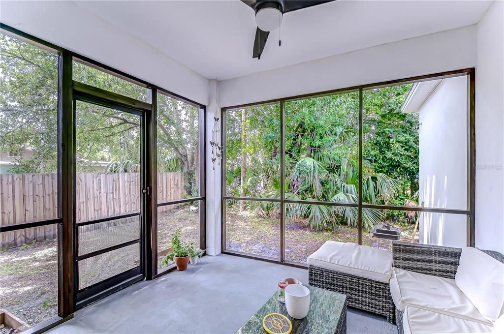 For Rent: $3,000 (3 beds, 2 baths, 1430 Square Feet)