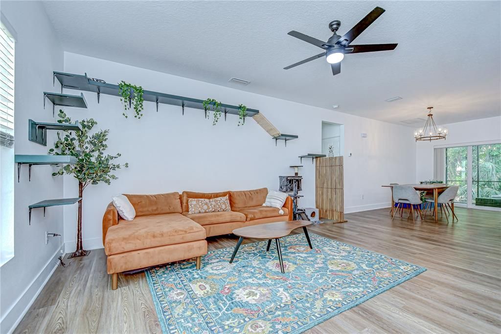 For Rent: $3,000 (3 beds, 2 baths, 1430 Square Feet)