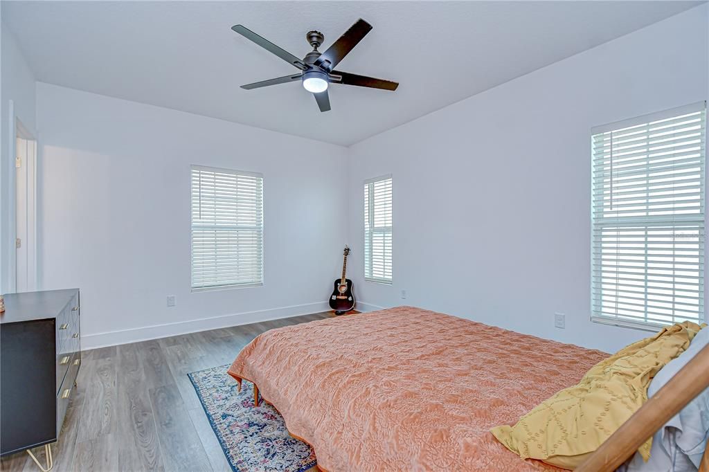 For Rent: $3,000 (3 beds, 2 baths, 1430 Square Feet)