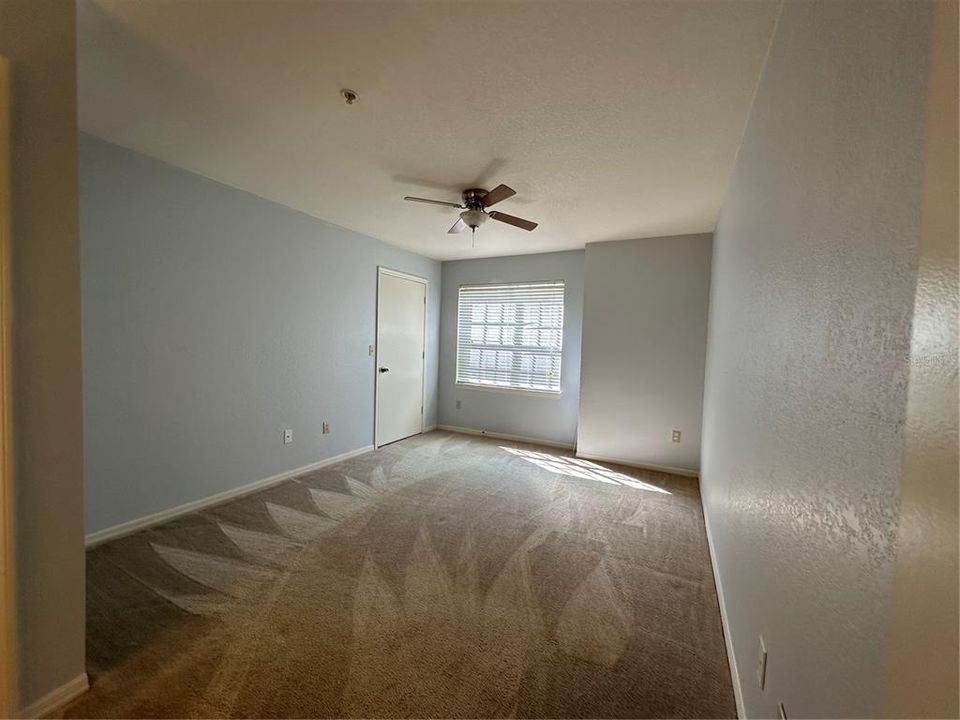 В аренду: $1,750 (2 спален, 2 ванн, 1080 Квадратных фут)