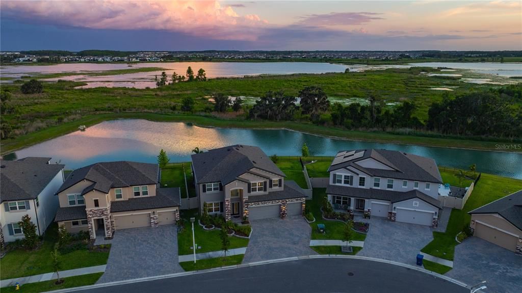 На продажу: $799,999 (5 спален, 4 ванн, 3761 Квадратных фут)