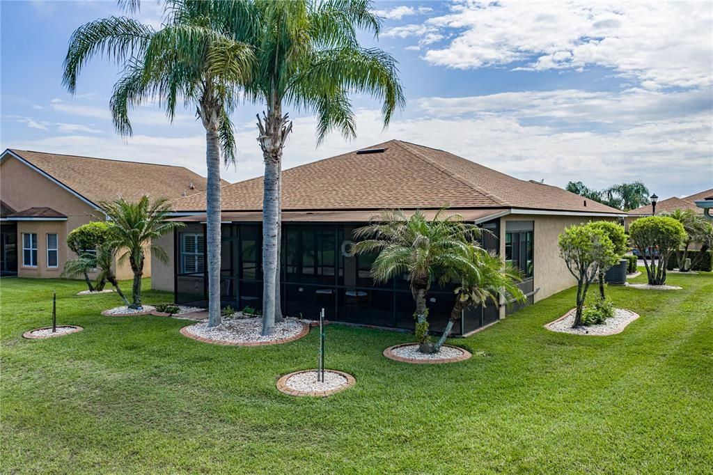 Activo con contrato: $299,900 (2 camas, 2 baños, 1784 Pies cuadrados)