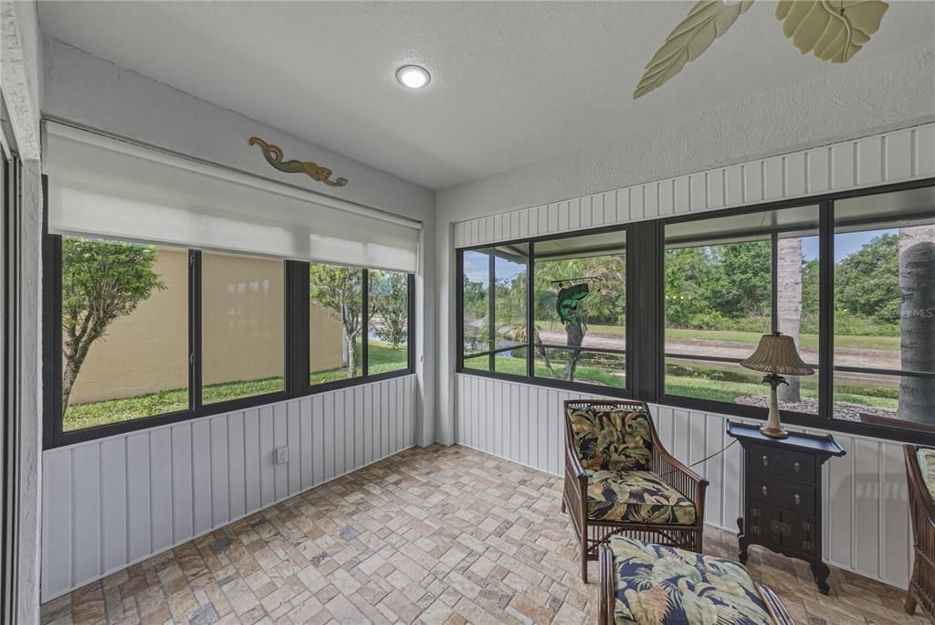 Activo con contrato: $299,900 (2 camas, 2 baños, 1784 Pies cuadrados)