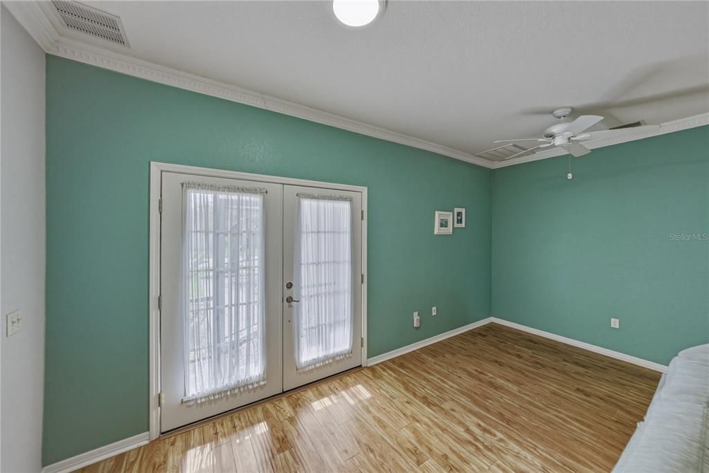 Activo con contrato: $299,900 (2 camas, 2 baños, 1784 Pies cuadrados)
