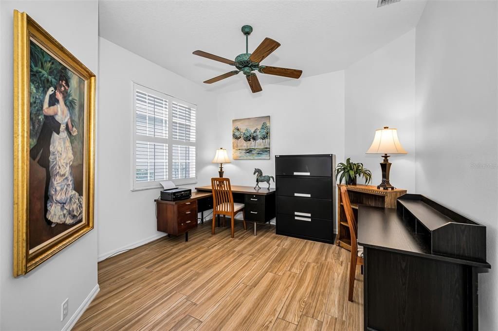 En Venta: $399,900 (2 camas, 2 baños, 1824 Pies cuadrados)