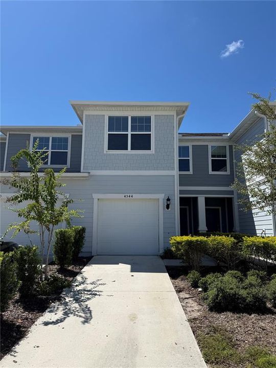 For Rent: $2,100 (3 beds, 2 baths, 1699 Square Feet)