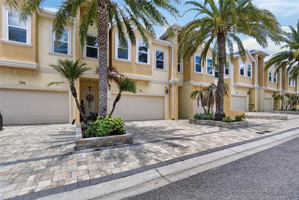 For Sale: $434,900 (3 beds, 2 baths, 2230 Square Feet)
