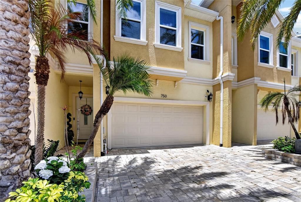 For Sale: $434,900 (3 beds, 2 baths, 2230 Square Feet)