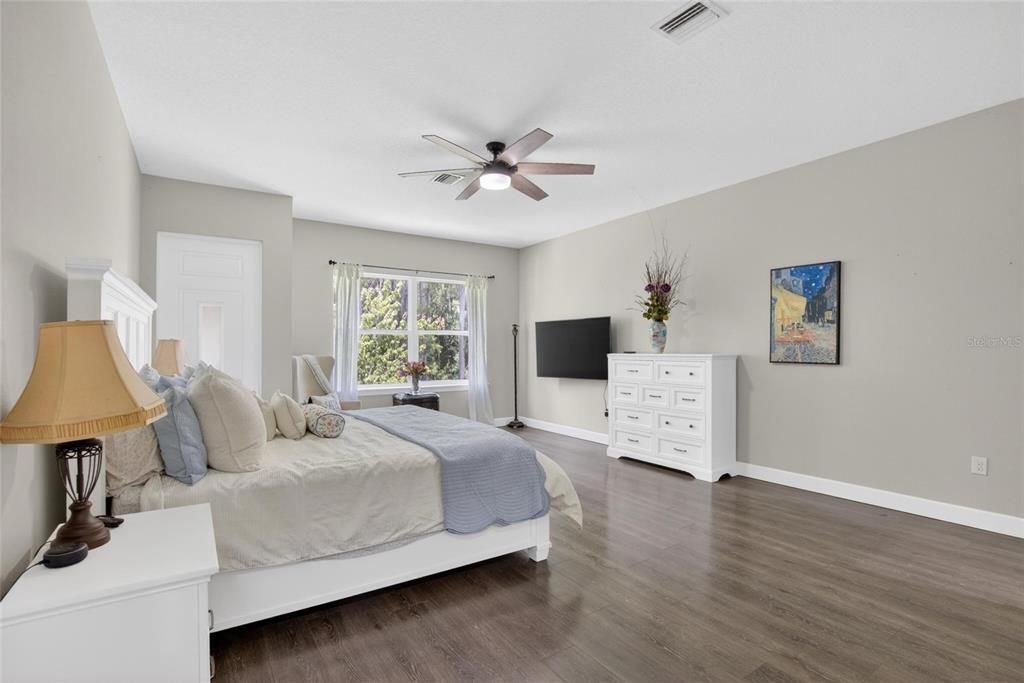 For Sale: $434,900 (3 beds, 2 baths, 2230 Square Feet)