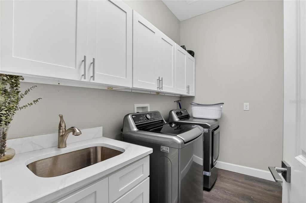 For Sale: $434,900 (3 beds, 2 baths, 2230 Square Feet)