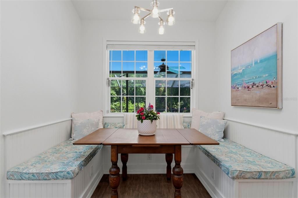For Sale: $689,000 (3 beds, 2 baths, 1554 Square Feet)