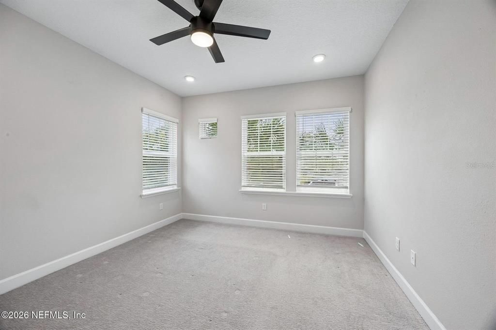 For Sale: $409,900 (3 beds, 2 baths, 1693 Square Feet)