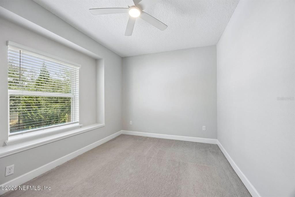 For Sale: $409,900 (3 beds, 2 baths, 1693 Square Feet)