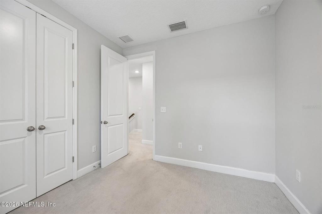 For Sale: $409,900 (3 beds, 2 baths, 1693 Square Feet)