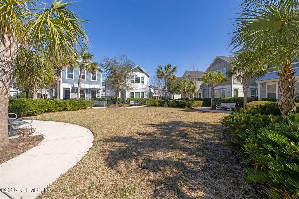 For Sale: $409,900 (3 beds, 2 baths, 1693 Square Feet)