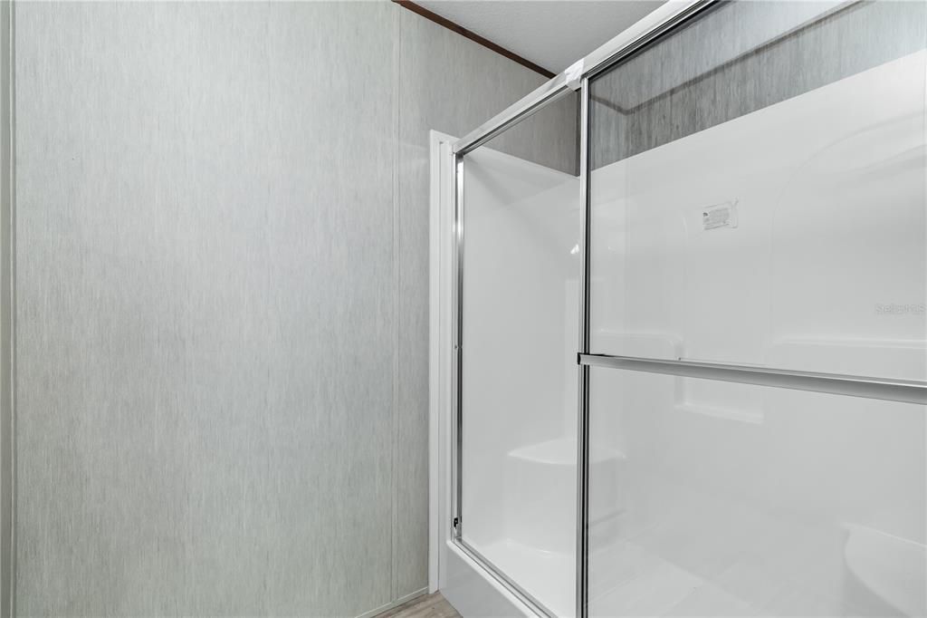 For Sale: $335,000 (4 beds, 2 baths, 1456 Square Feet)