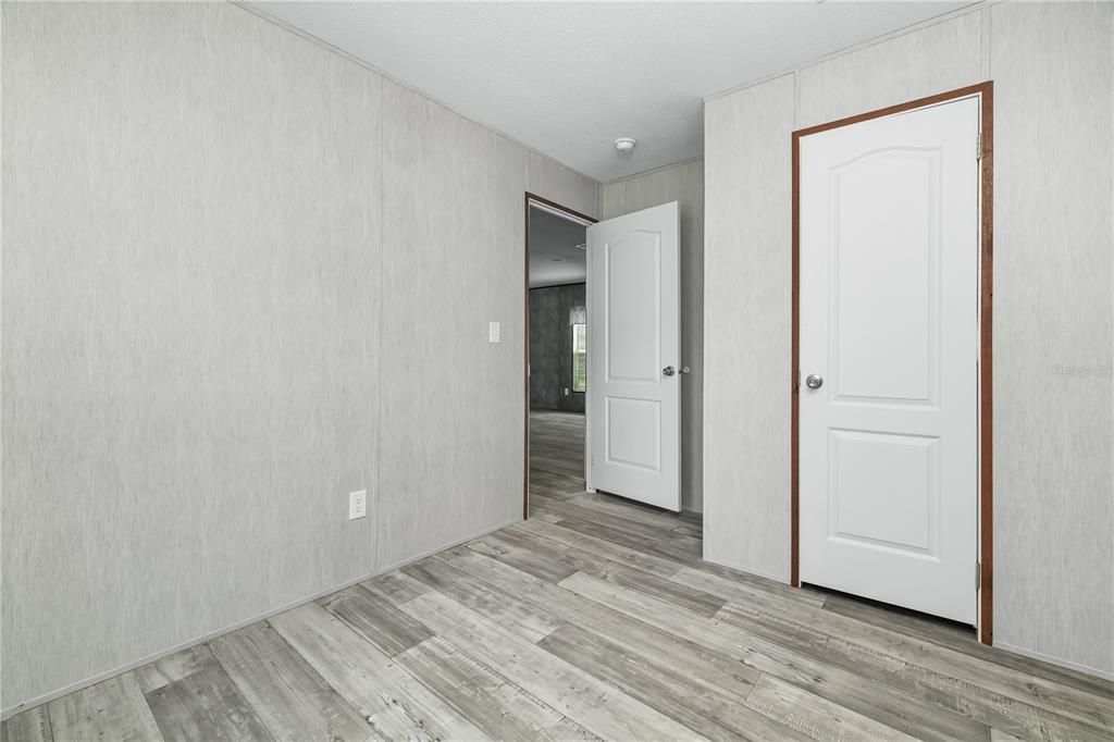 For Sale: $335,000 (4 beds, 2 baths, 1456 Square Feet)