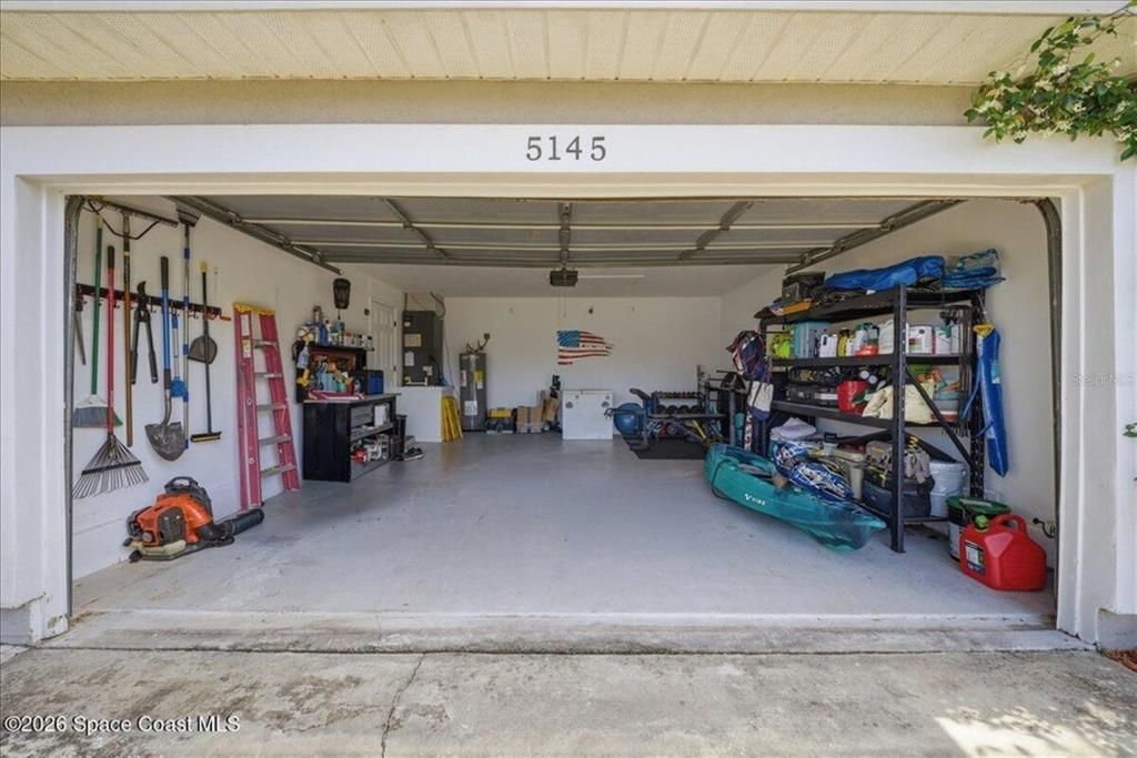Activo con contrato: $344,000 (3 camas, 2 baños, 1352 Pies cuadrados)