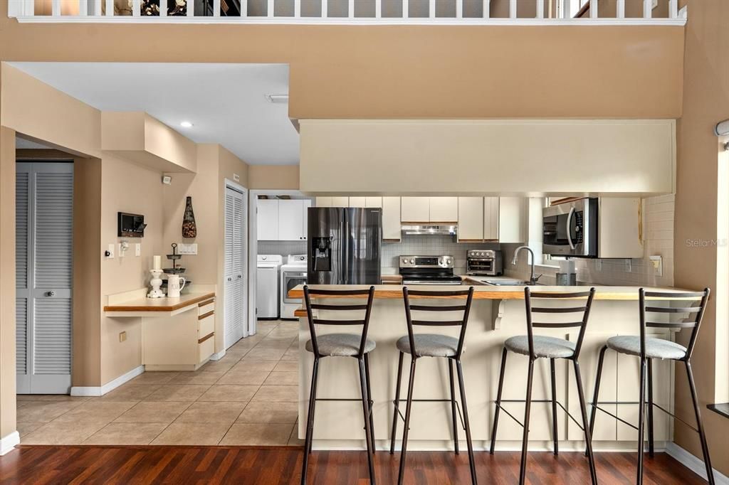 Active With Contract: $489,900 (3 beds, 2 baths, 2394 Square Feet)