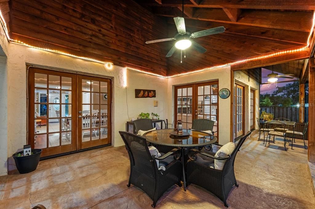 Active With Contract: $489,900 (3 beds, 2 baths, 2394 Square Feet)