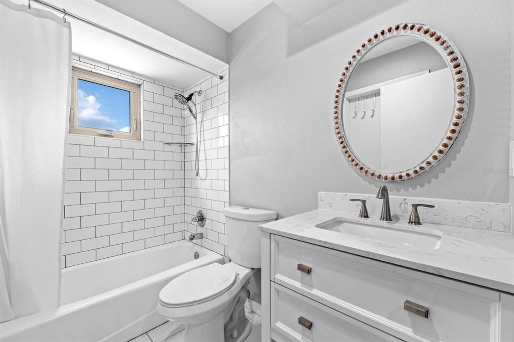 Active With Contract: $489,900 (3 beds, 2 baths, 2394 Square Feet)