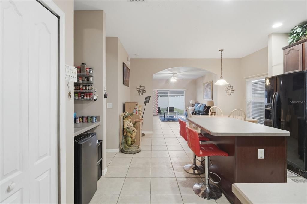 For Sale: $415,000 (4 beds, 2 baths, 1960 Square Feet)