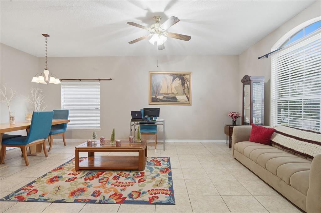 For Sale: $415,000 (4 beds, 2 baths, 1960 Square Feet)