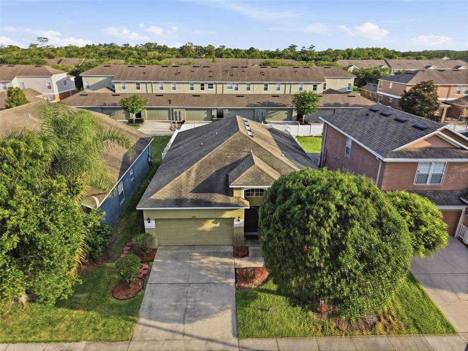 For Sale: $415,000 (4 beds, 2 baths, 1960 Square Feet)