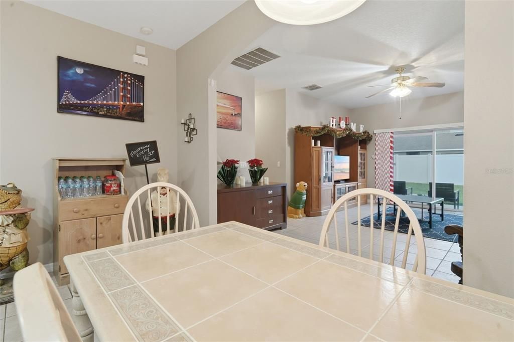 For Sale: $415,000 (4 beds, 2 baths, 1960 Square Feet)