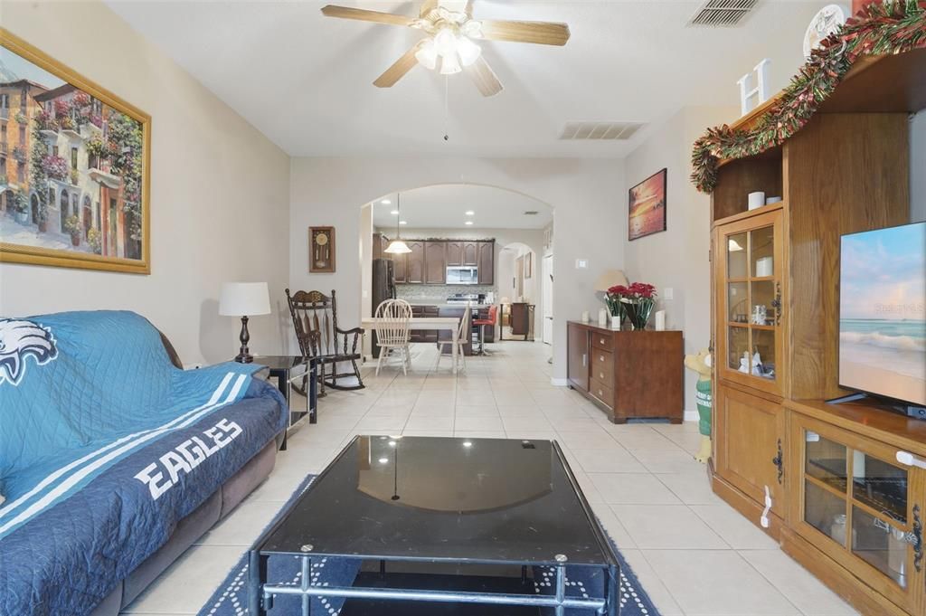 For Sale: $415,000 (4 beds, 2 baths, 1960 Square Feet)