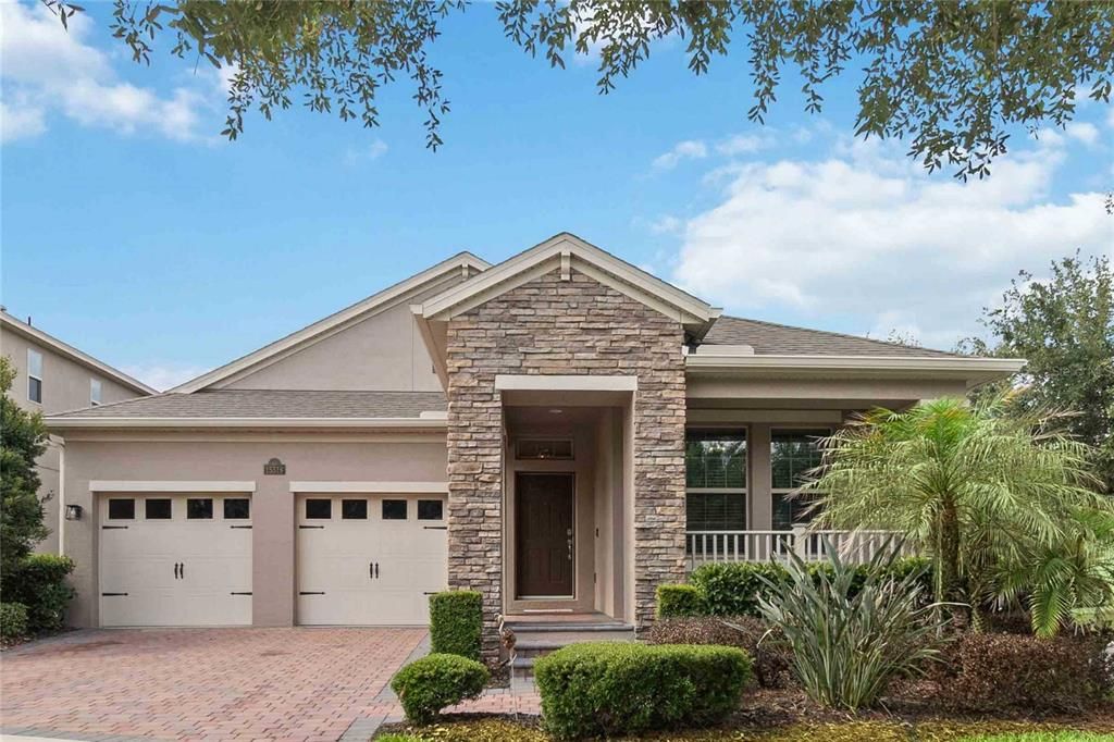 En Venta: $574,990 (3 camas, 3 baños, 2040 Pies cuadrados)