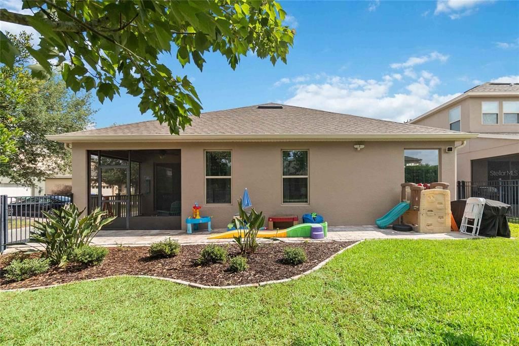 En Venta: $574,990 (3 camas, 3 baños, 2040 Pies cuadrados)