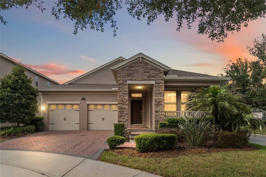 En Venta: $574,990 (3 camas, 3 baños, 2040 Pies cuadrados)