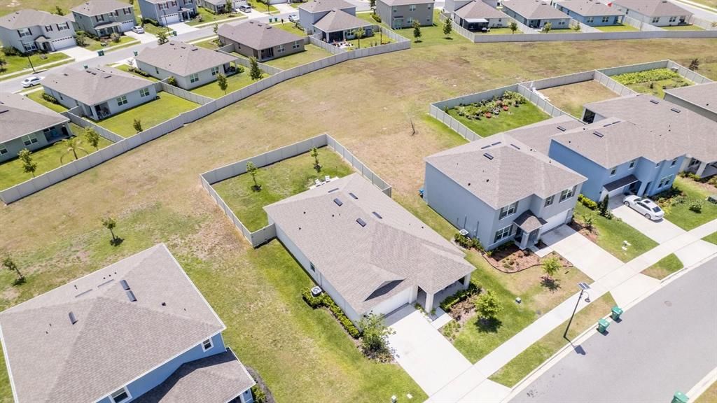 На продажу: $395,000 (4 спален, 2 ванн, 1846 Квадратных фут)