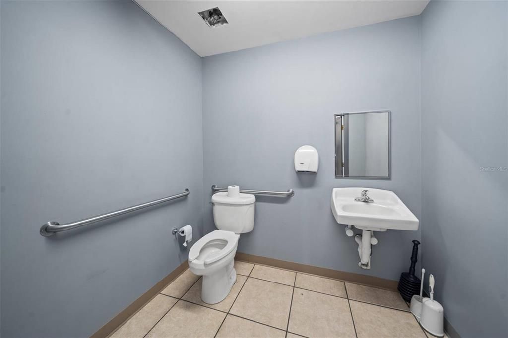 For Sale: $1,900,000 (0 beds, 0 baths, 5378 Square Feet)