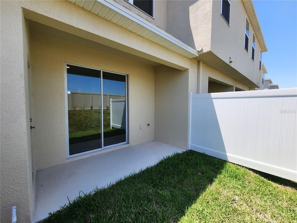 For Rent: $1,800 (2 beds, 2 baths, 1120 Square Feet)