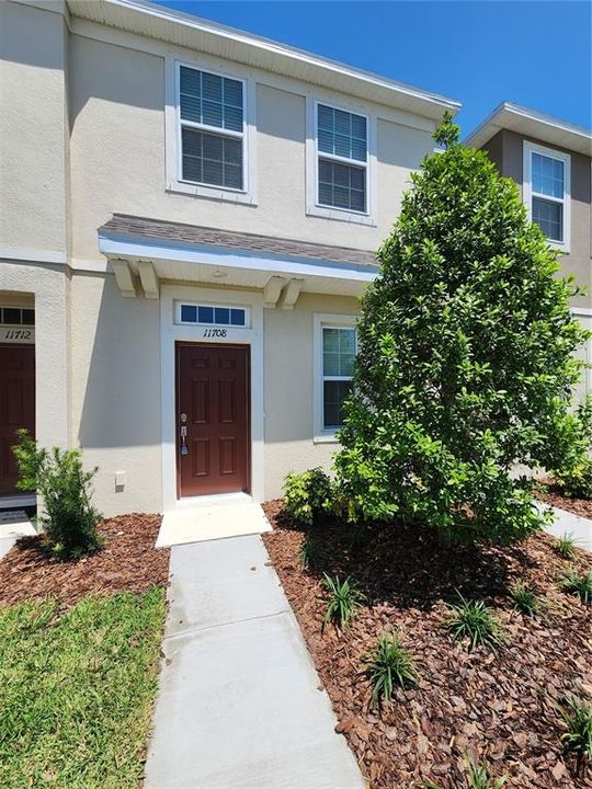 For Rent: $1,800 (2 beds, 2 baths, 1120 Square Feet)