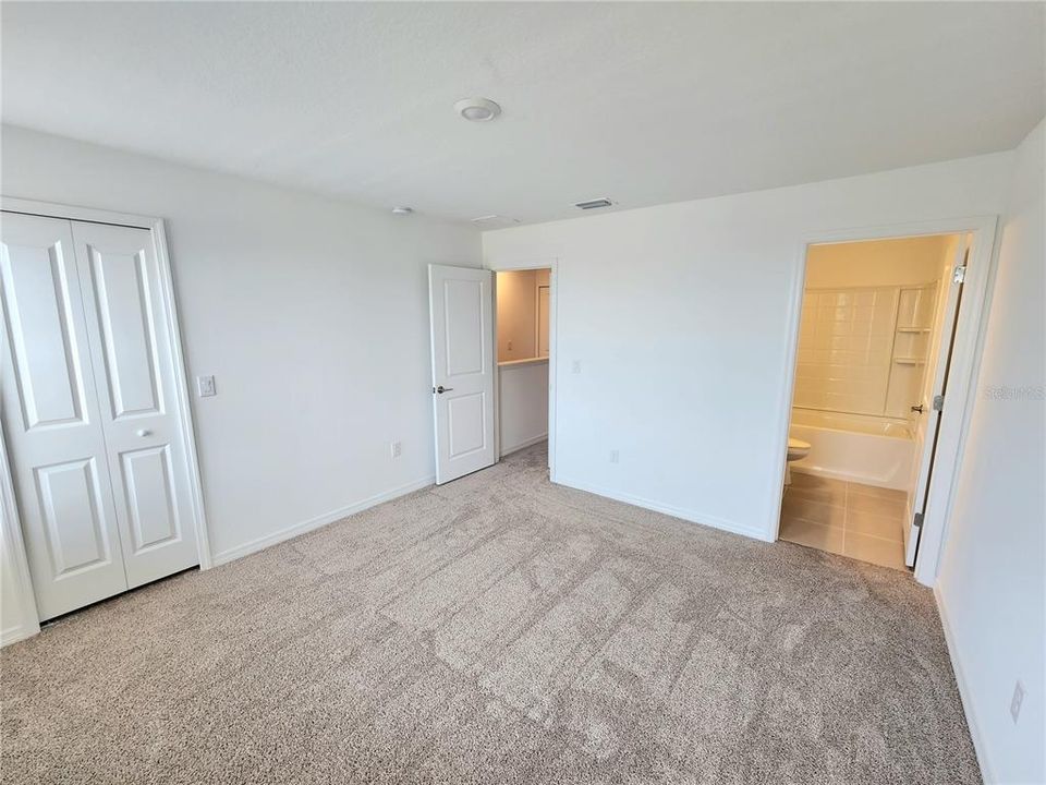For Rent: $1,800 (2 beds, 2 baths, 1120 Square Feet)