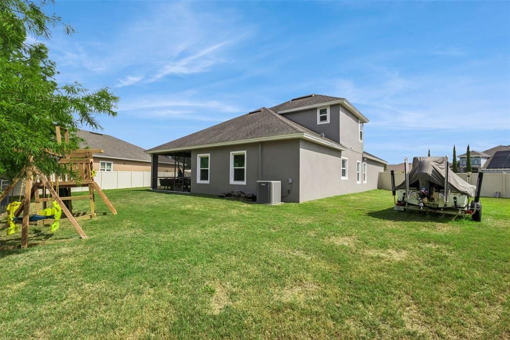 For Sale: $440,000 (4 beds, 3 baths, 2369 Square Feet)